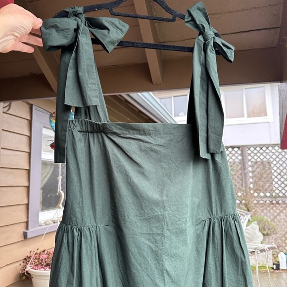 🇿🇦 L, AK JP brand dress from a swanky boutique in Cape Town. Forest Green NWOT - Picture 2 of 16